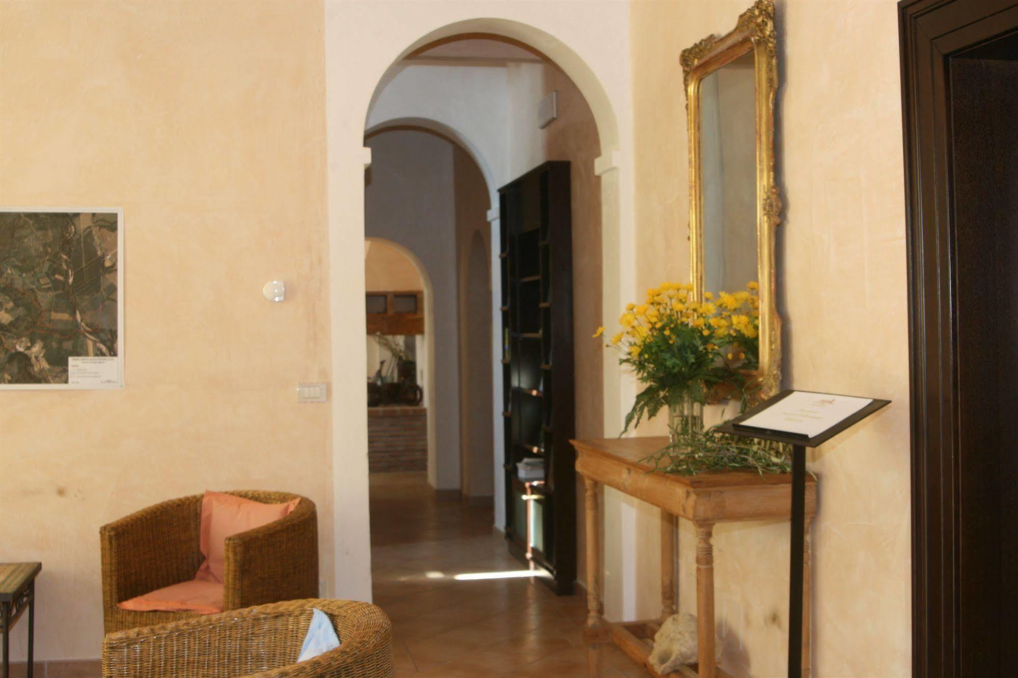 Monte Antico Fattoria Nuova Pievanella מראה חיצוני תמונה